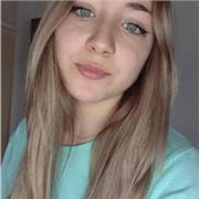 Hola Soy Nuria, graduada en Filología Hispánica y preparo el examen de selectividad de Lengua Castellana y Literatura